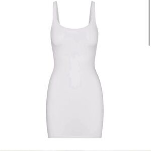 Skims Swim Tank Dress - marble white
NWT